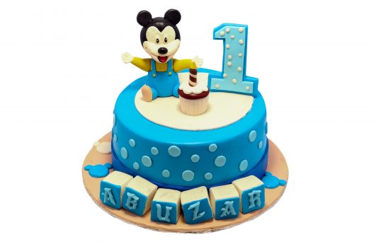 Small Mickey Mouse Cake